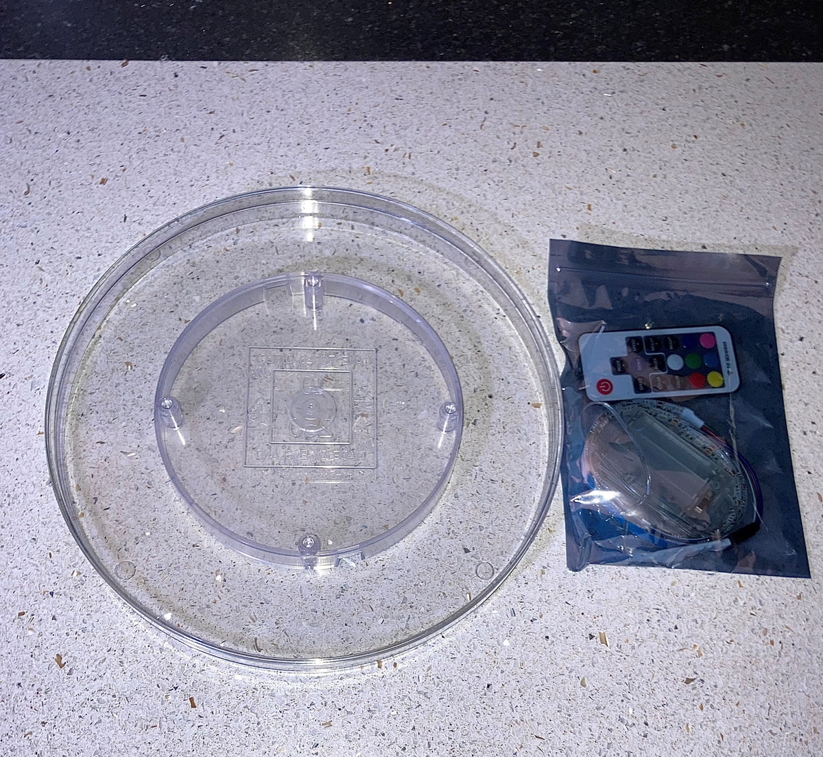 10" Clear Round Cake Drum x 2 / 1 x Plinth / 1 x LED Light Pack Cake